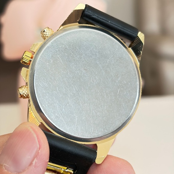 Geneva Black Dial Gold Bezel Watch. - Picture 3 of 6